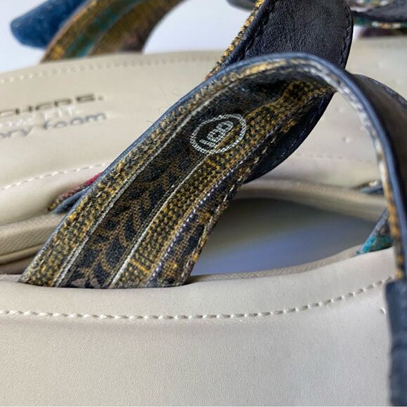 Skechers Relaxed fit memory foam slip on leather t strap sandals blue 8 - Picture 3 of 7